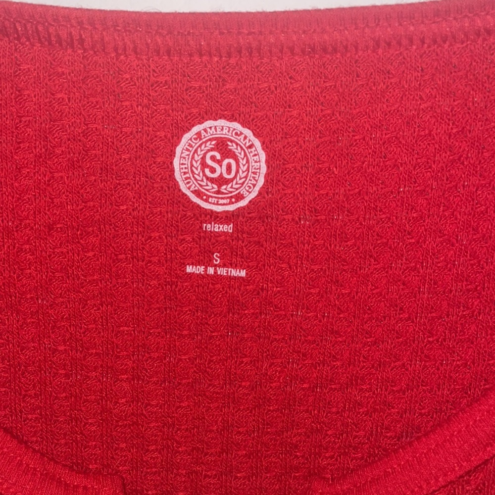 🔥Red Top - Picture 2 of 3